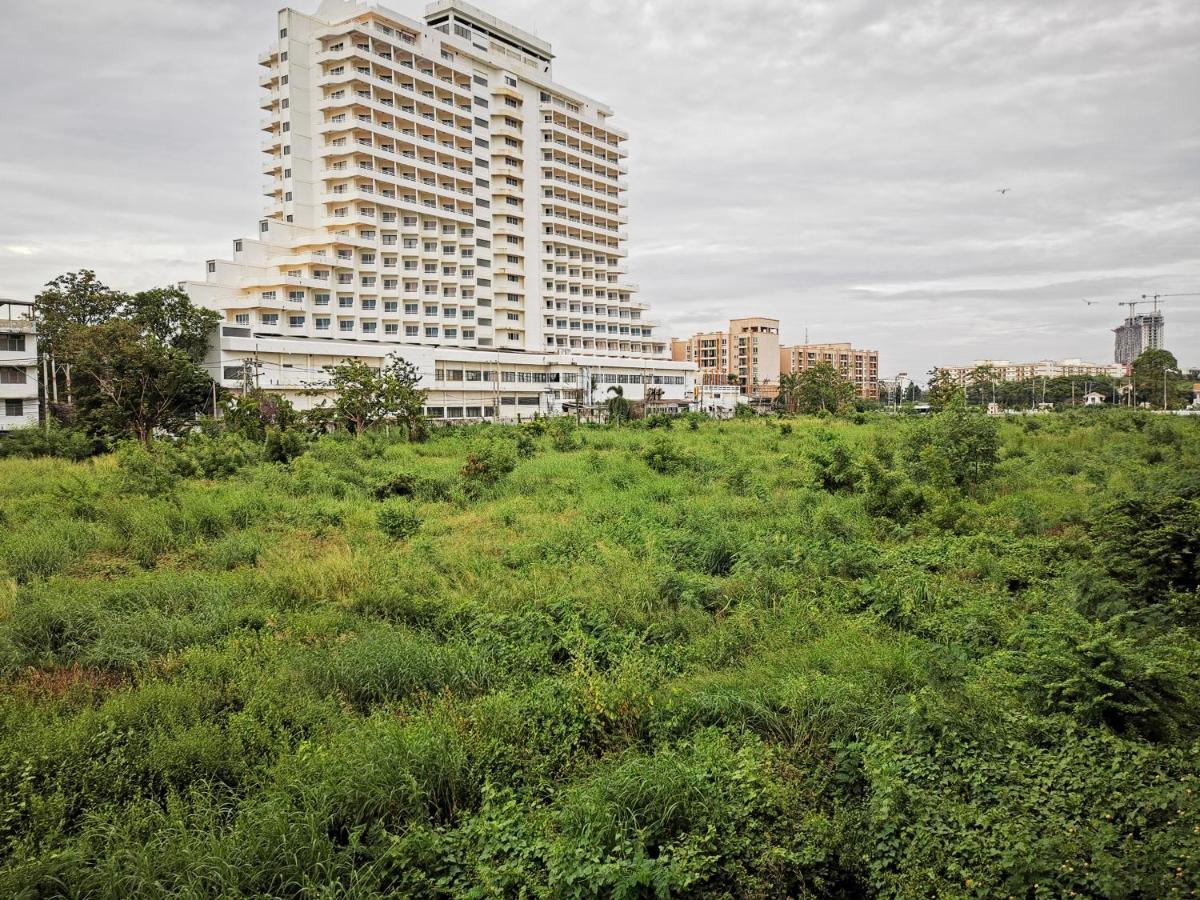 White House By Sorot ตึกขาวโดยโสรฬ Apartment Jomtien Beach Exterior photo