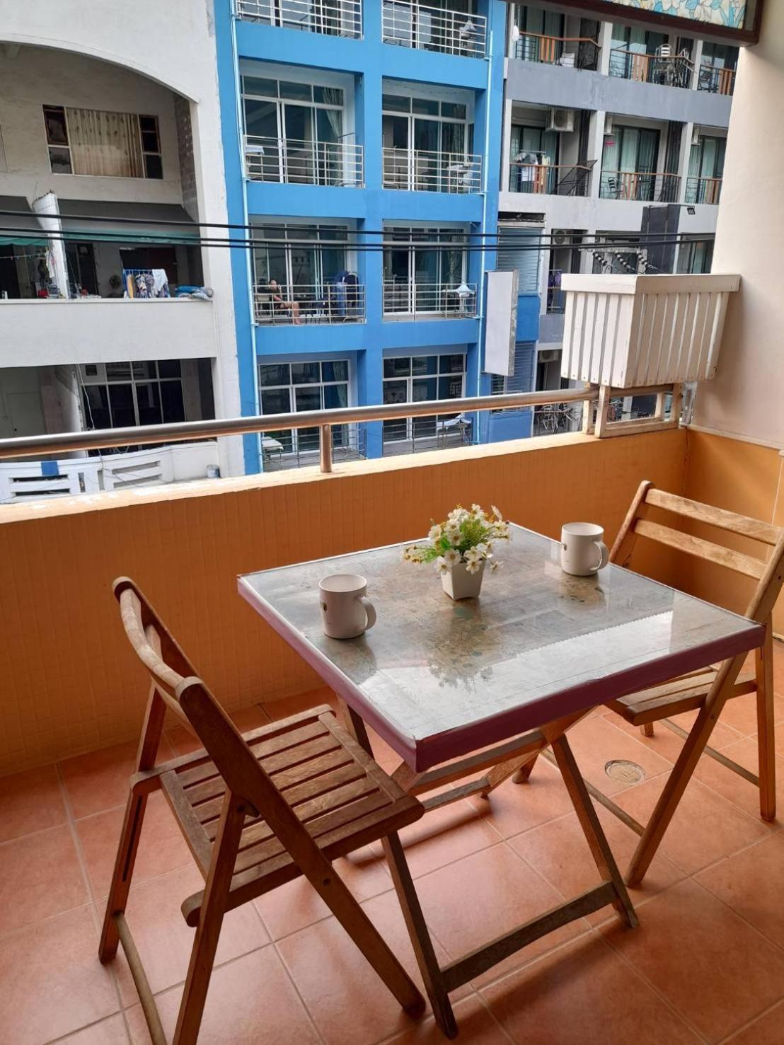 White House By Sorot ตึกขาวโดยโสรฬ Apartment Jomtien Beach Exterior photo